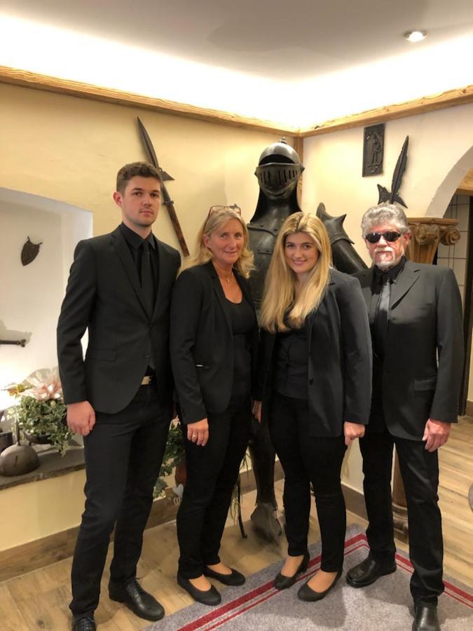 Ferienhaus Hotel Roesslwirt Kirchberg in Tirol Bagian luar foto