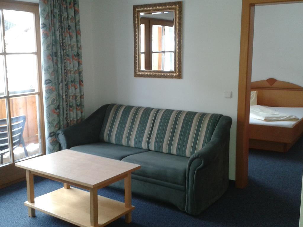 Ferienhaus Hotel Roesslwirt Kirchberg in Tirol Ruang foto