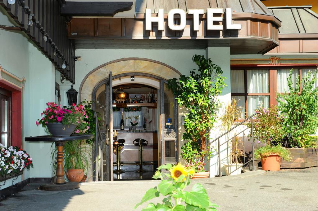 Ferienhaus Hotel Roesslwirt Kirchberg in Tirol Bagian luar foto